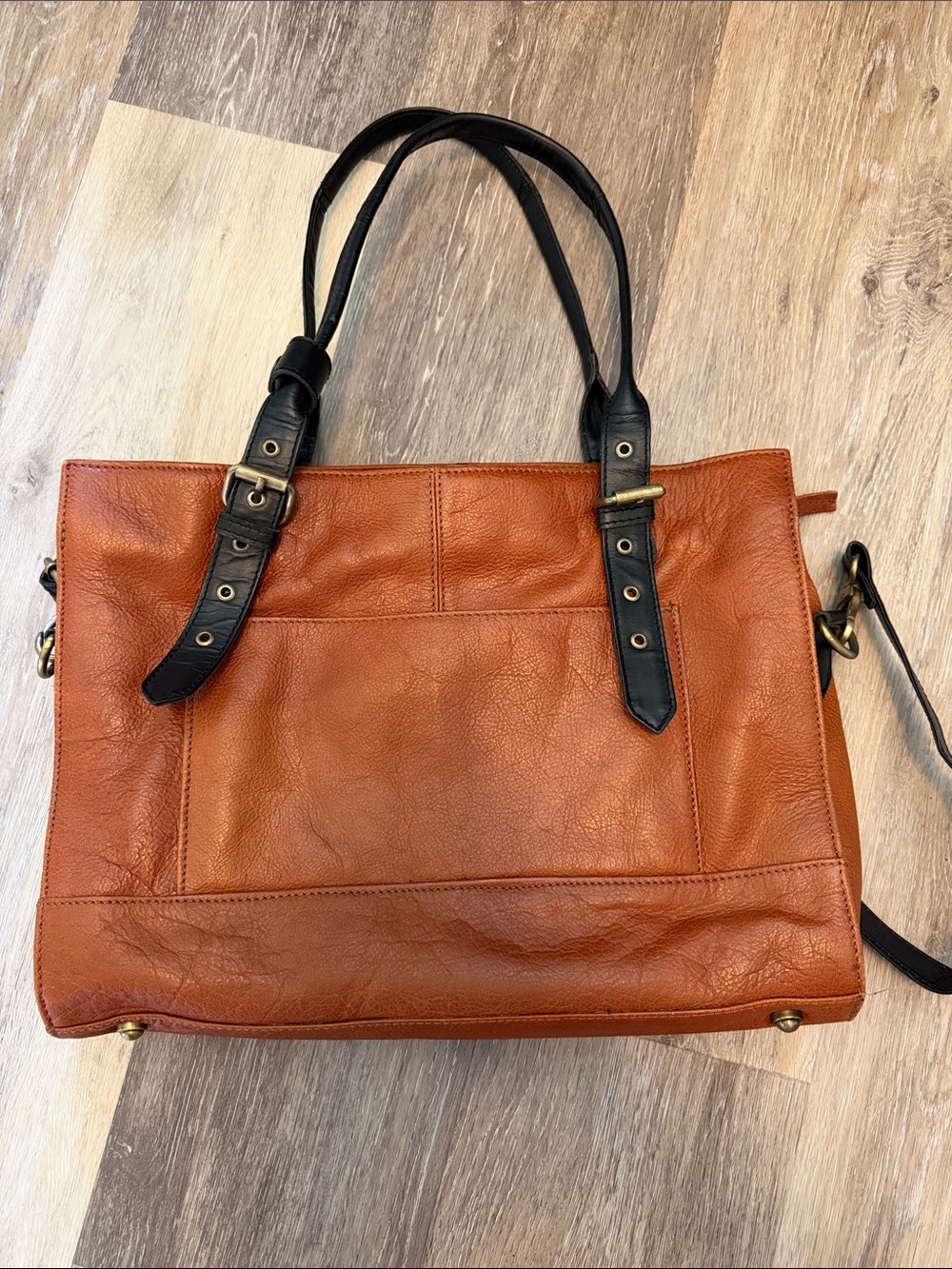 Leather Tote Bag with Black Handles - Camel